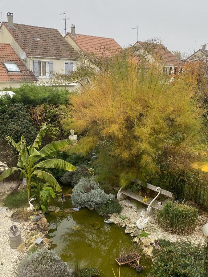 La Maison Du Bonheur Saintry-sur-Seine Exteriör bild