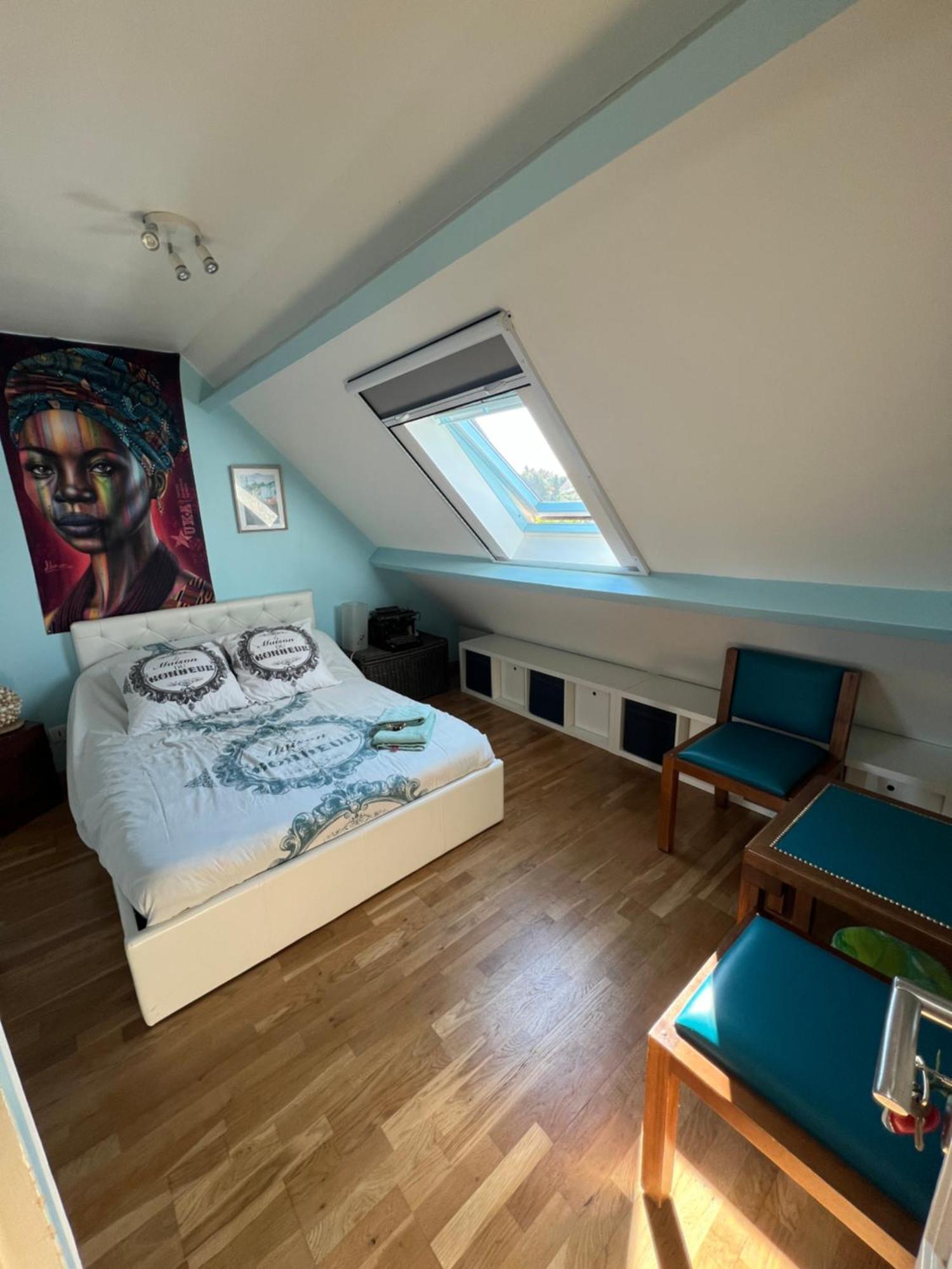 La Maison Du Bonheur Saintry-sur-Seine Exteriör bild